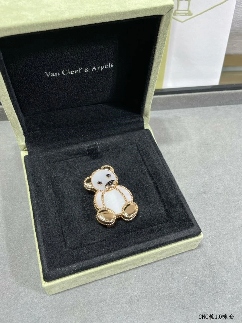 Vca Brooches Efficient 254770