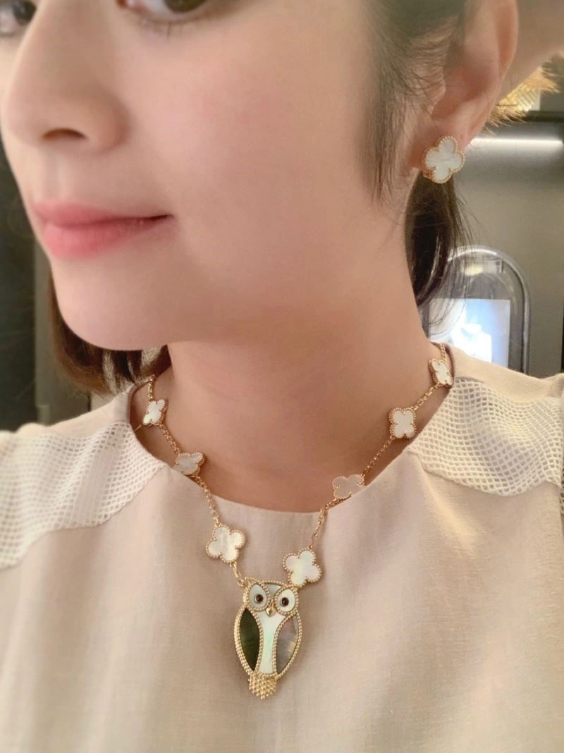 OnTrend Vca Brooches 254398