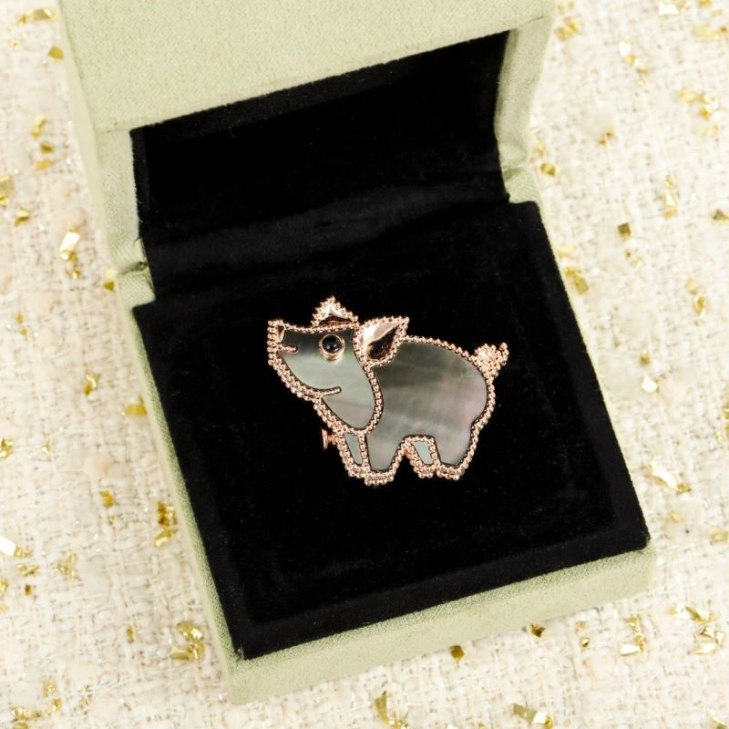 Vca Brooches Flexible 254368