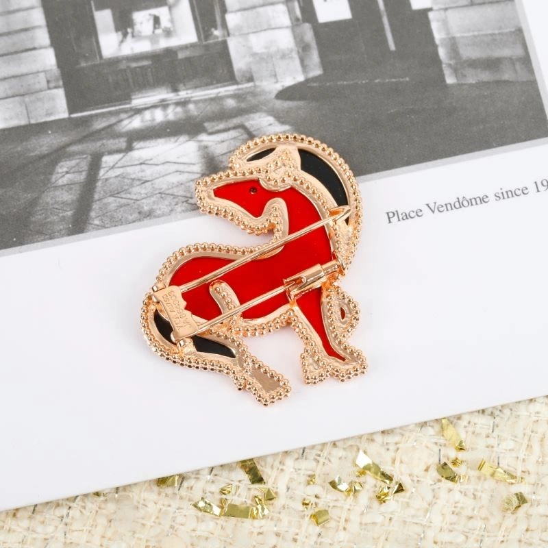 Vca Brooches Flexible 254368