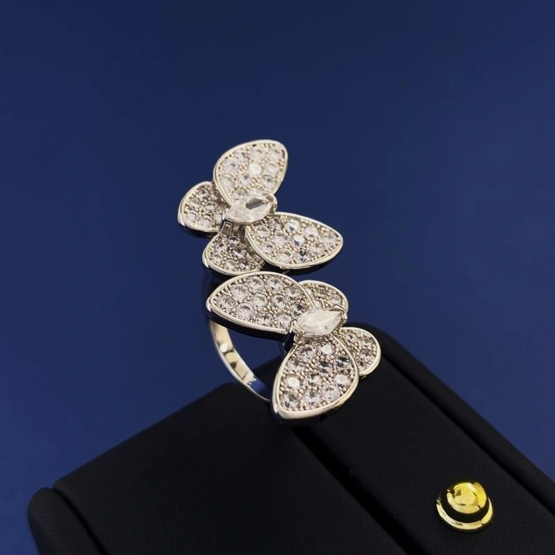 Vca Earrings Supportive 255443