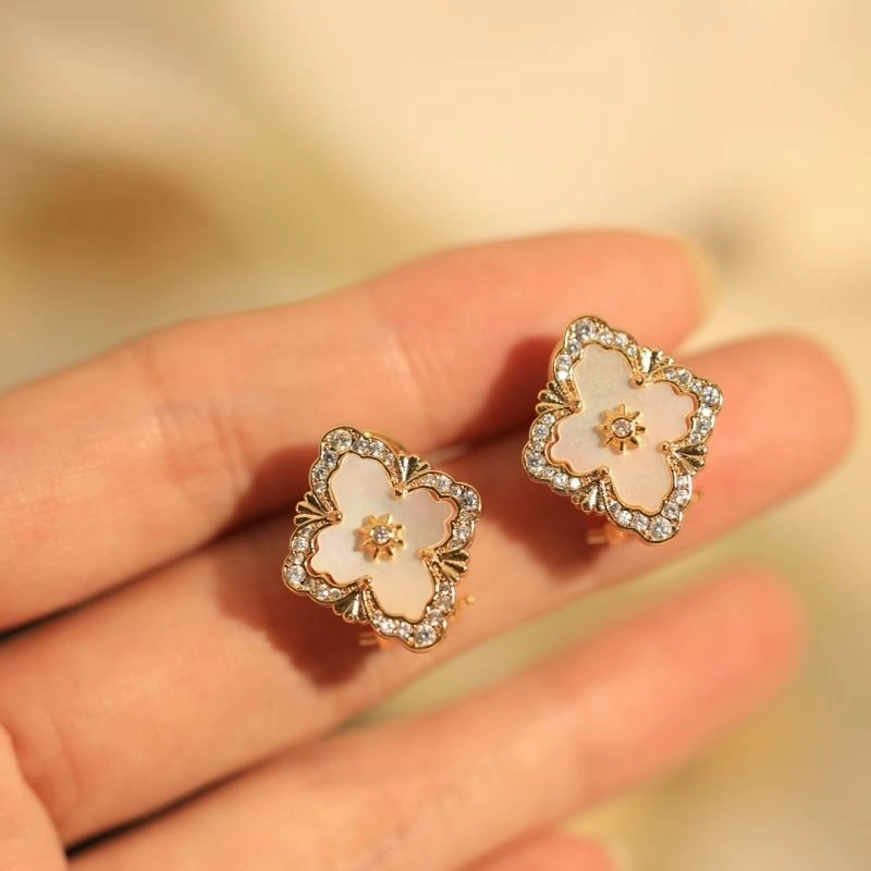Effortless Vca Earrings 255435