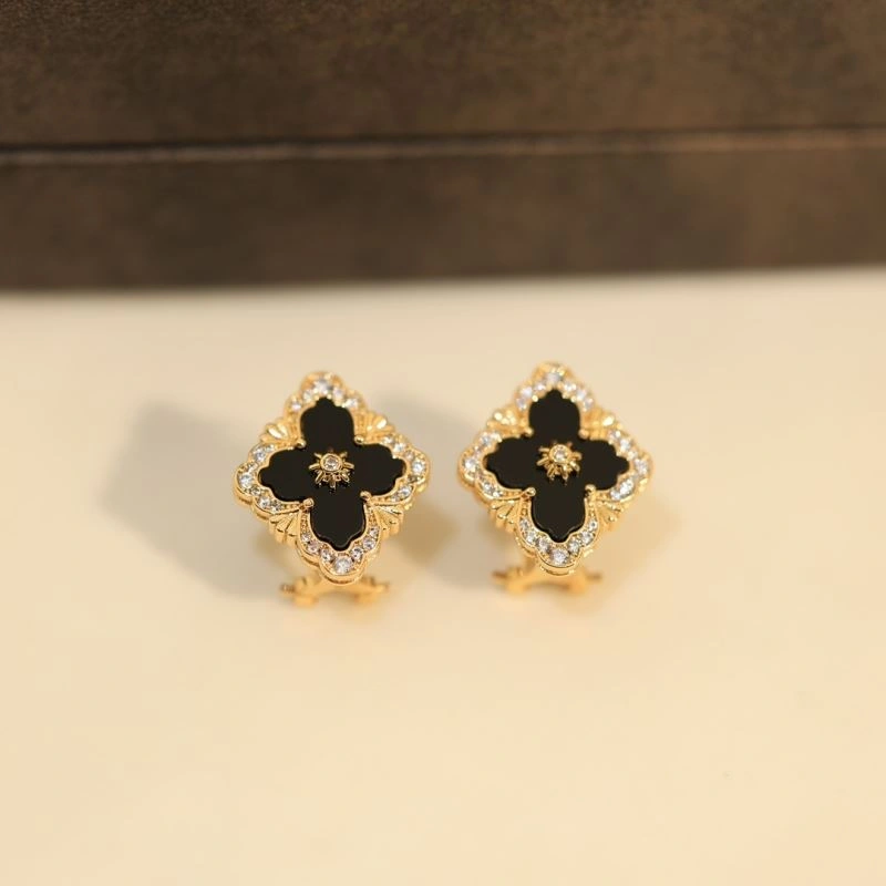 WellDesigned Vca Earrings 255441