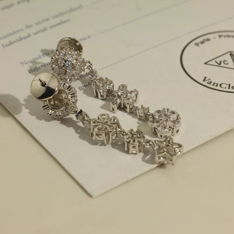 Vca Earrings Classic 255445