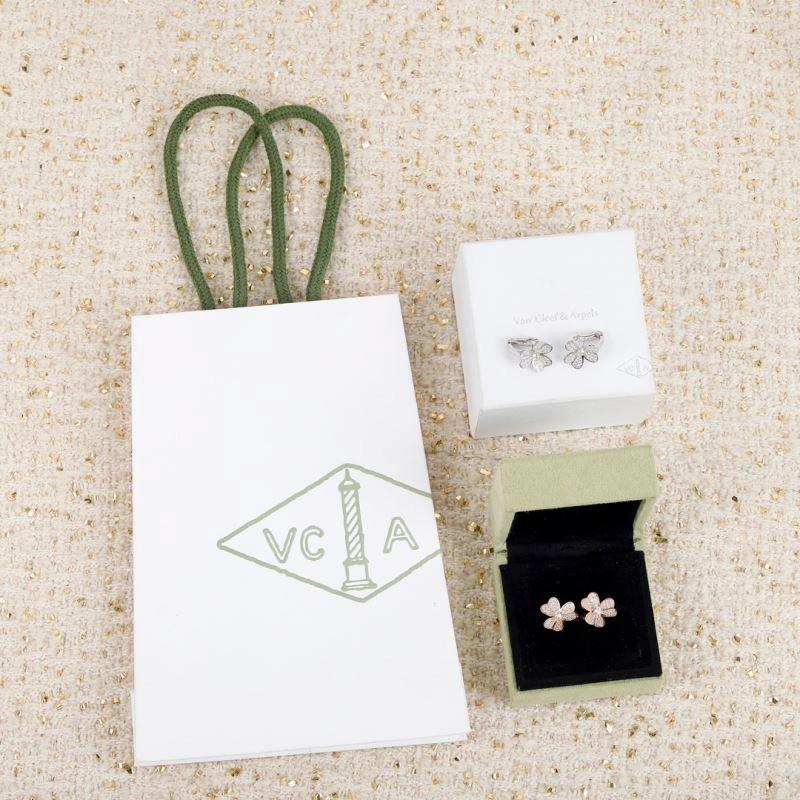 BestValue Vca Earrings 255538