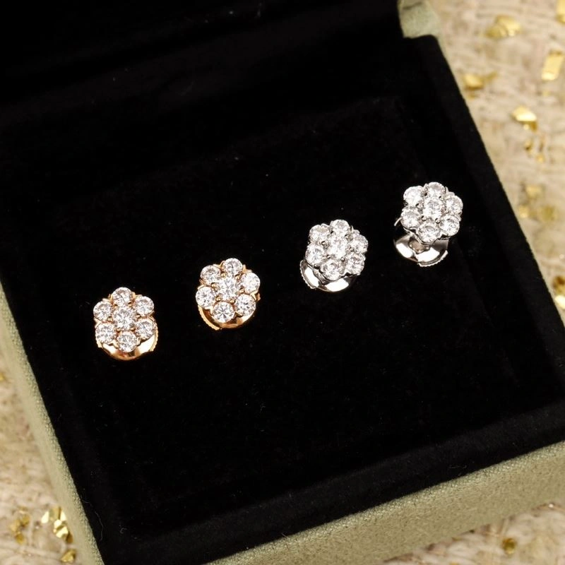 Trendy Vca Earrings 255528