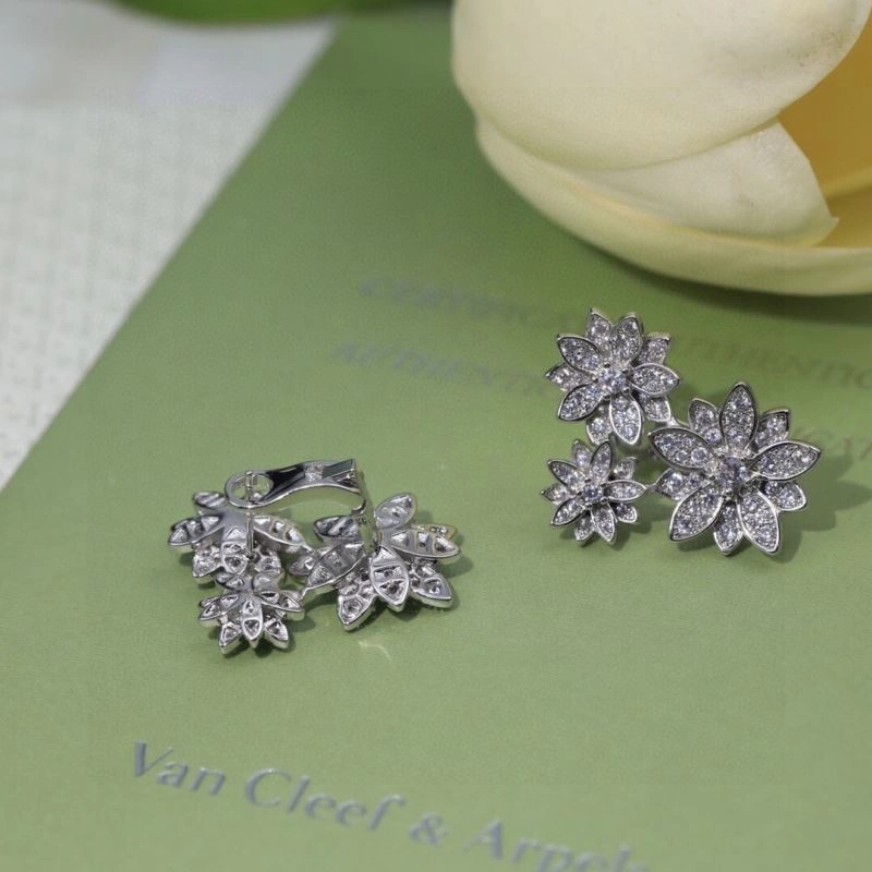 Stretchable Vca Earrings 255485
