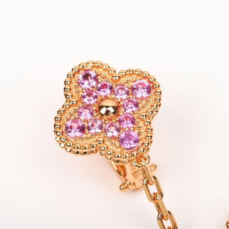 Vca Earrings Youthful 255396