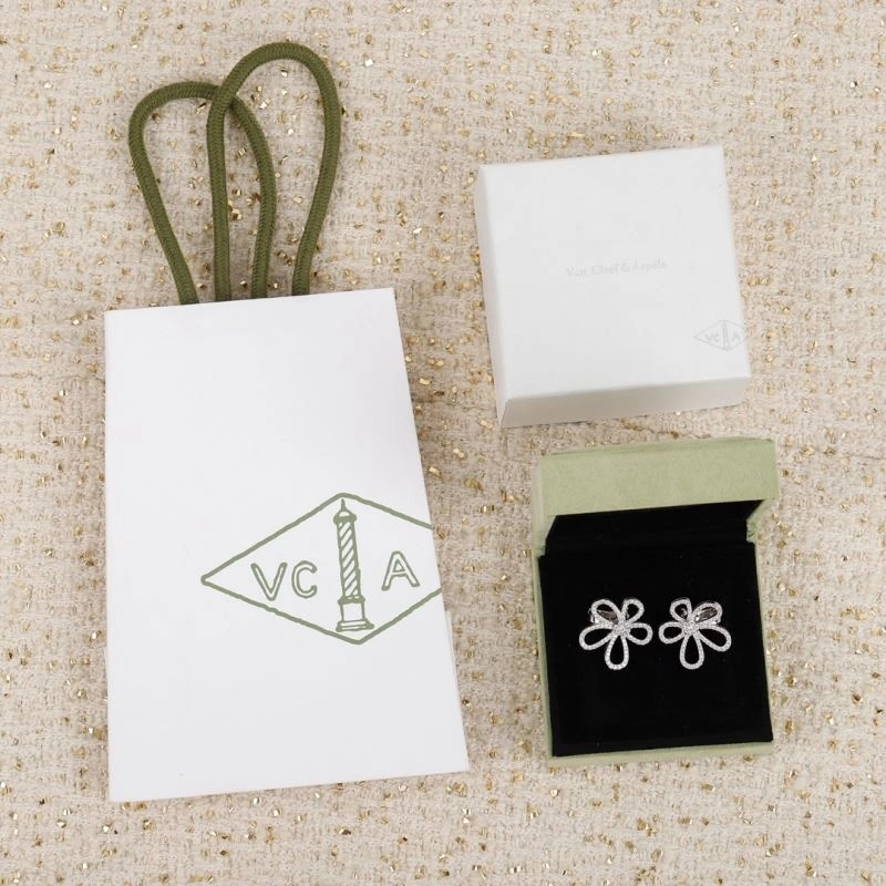 Vca Earrings MultiPurpose 255408