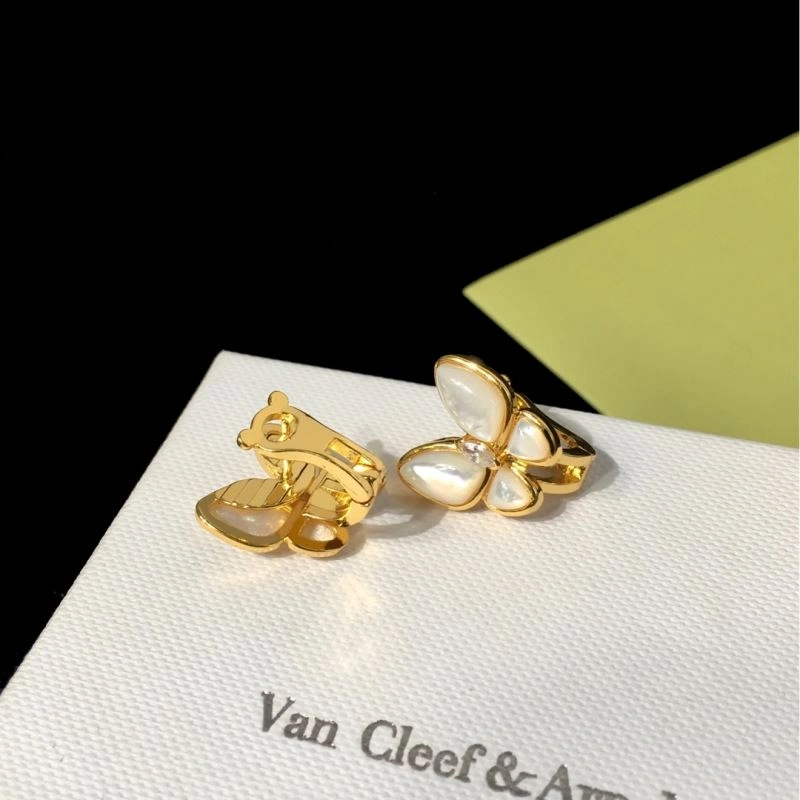 Vca Earrings Sleek 255392