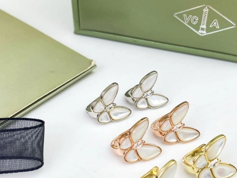 Vca Earrings Unisex 255390