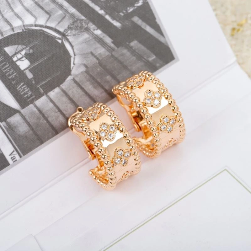 Vca Earrings Versatile 255370