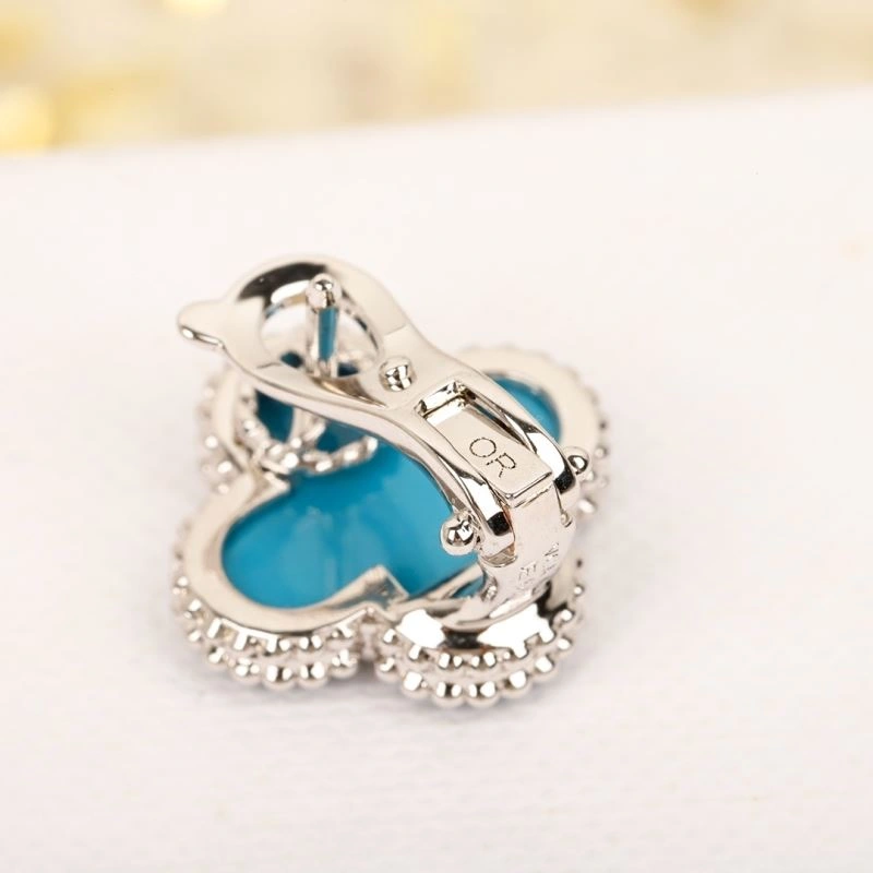 Sleek Vca Earrings 255358