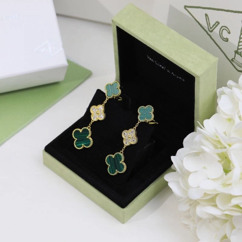 Minimalist Vca Earrings 255364