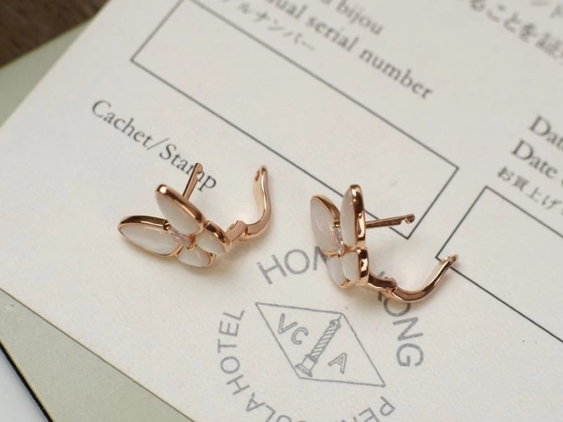 Chic Vca Earrings 255385