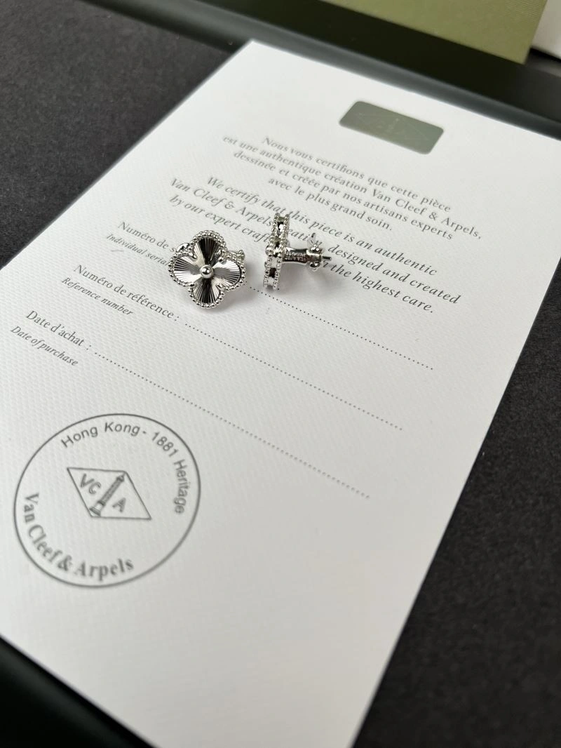 Vca Earrings Functional 255354