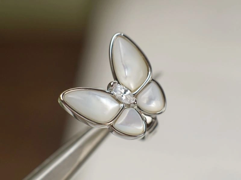 Sustainable Vca Earrings 255255