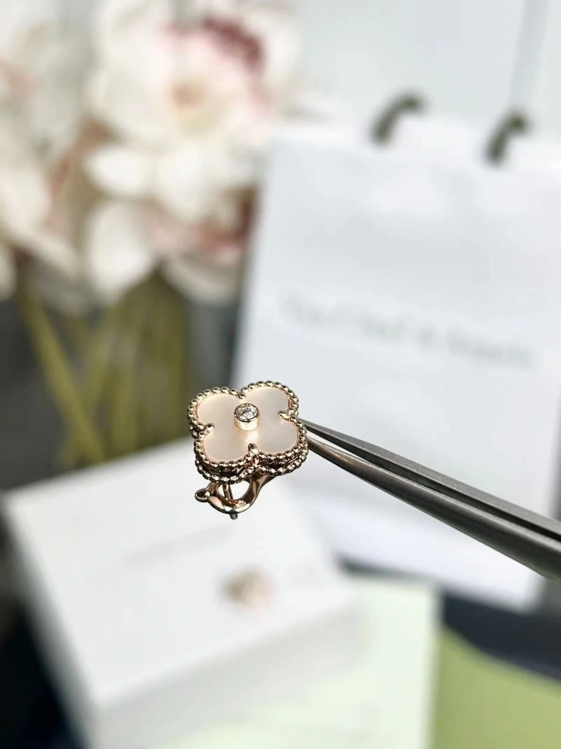 Unisex Vca Earrings 255245