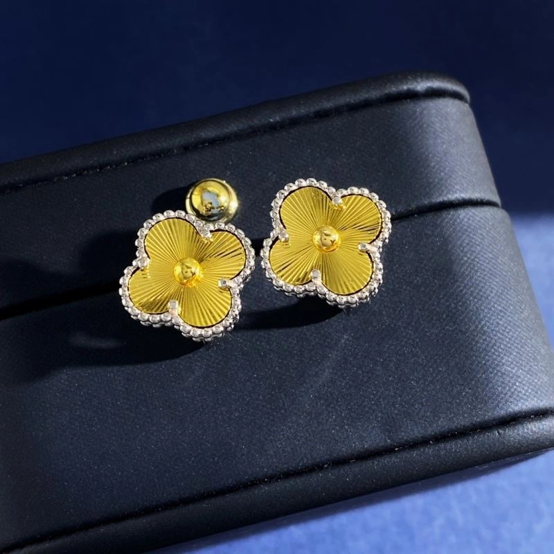 EyeCatching Vca Earrings 255249