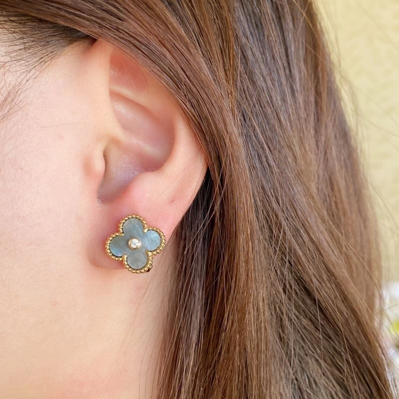 Vca Earrings MoistureWicking 255250