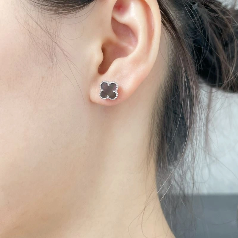 Stylish Vca Earrings 255262