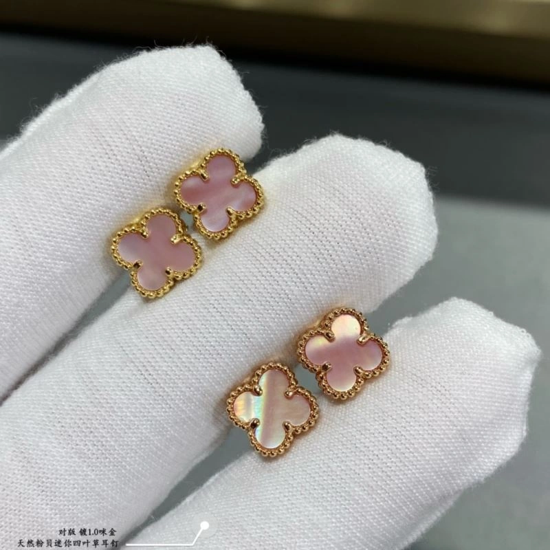TimelessDesign Vca Earrings 255258
