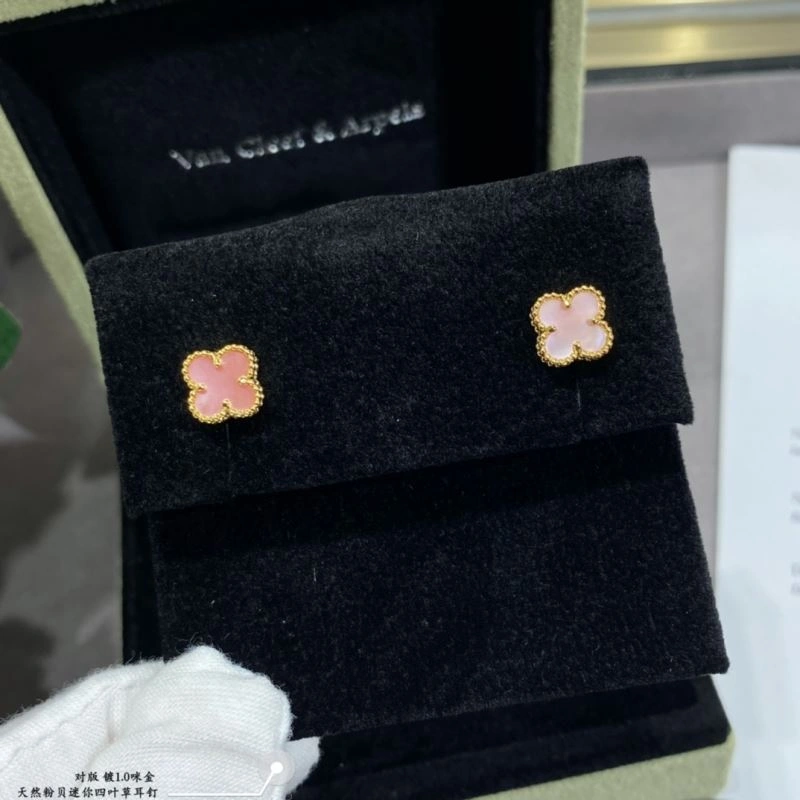 TimelessDesign Vca Earrings 255258