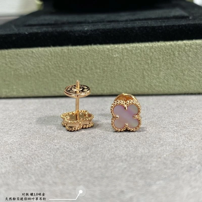 TimelessDesign Vca Earrings 255258