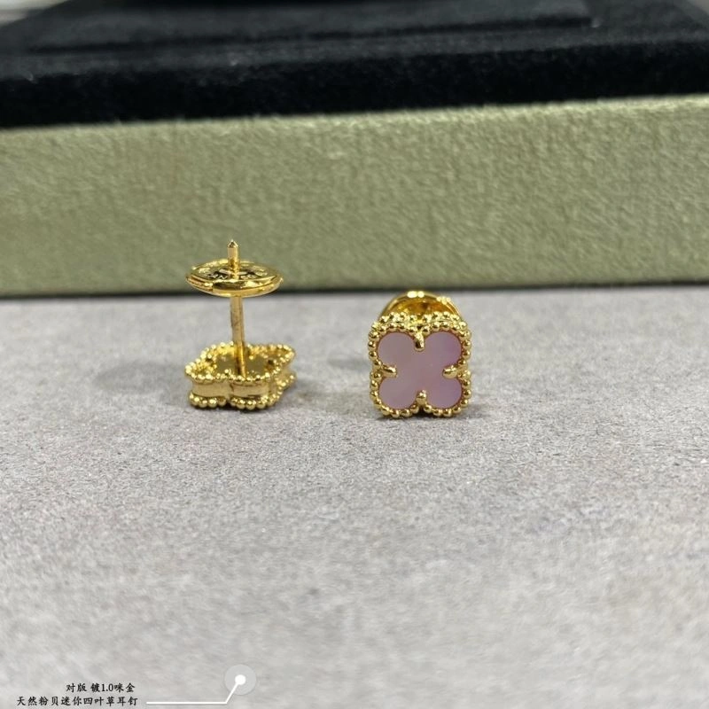 TimelessDesign Vca Earrings 255258