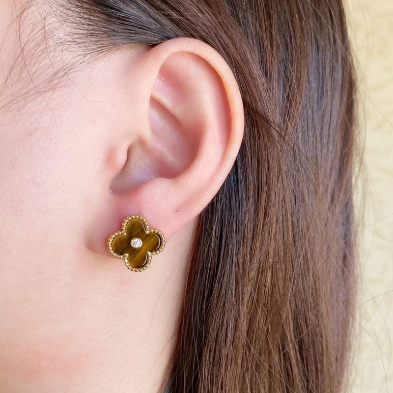 Minimalist Vca Earrings 255244