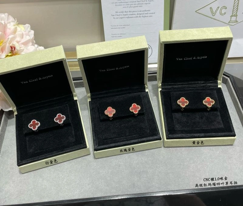 MultiPurpose Vca Earrings 255261