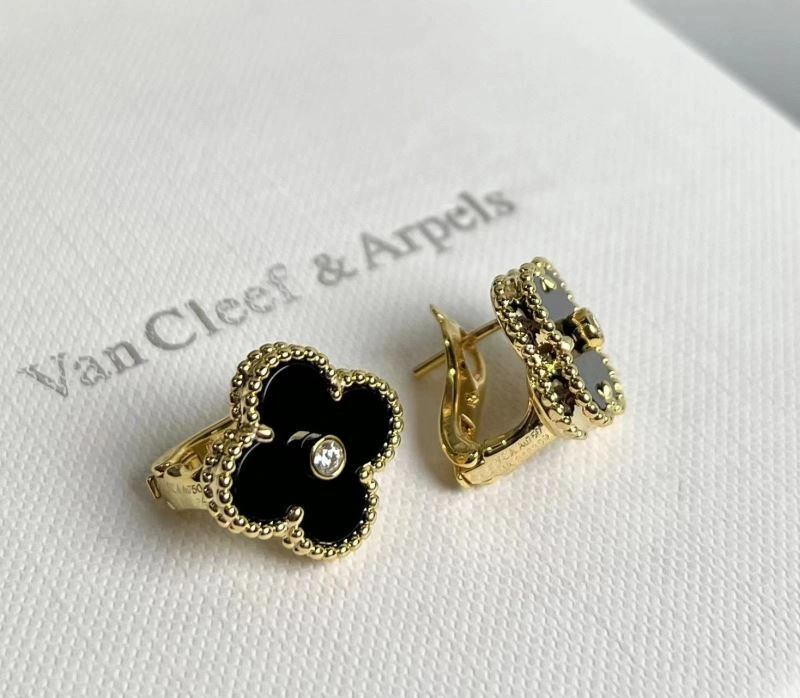 BestValue Vca Earrings 255225