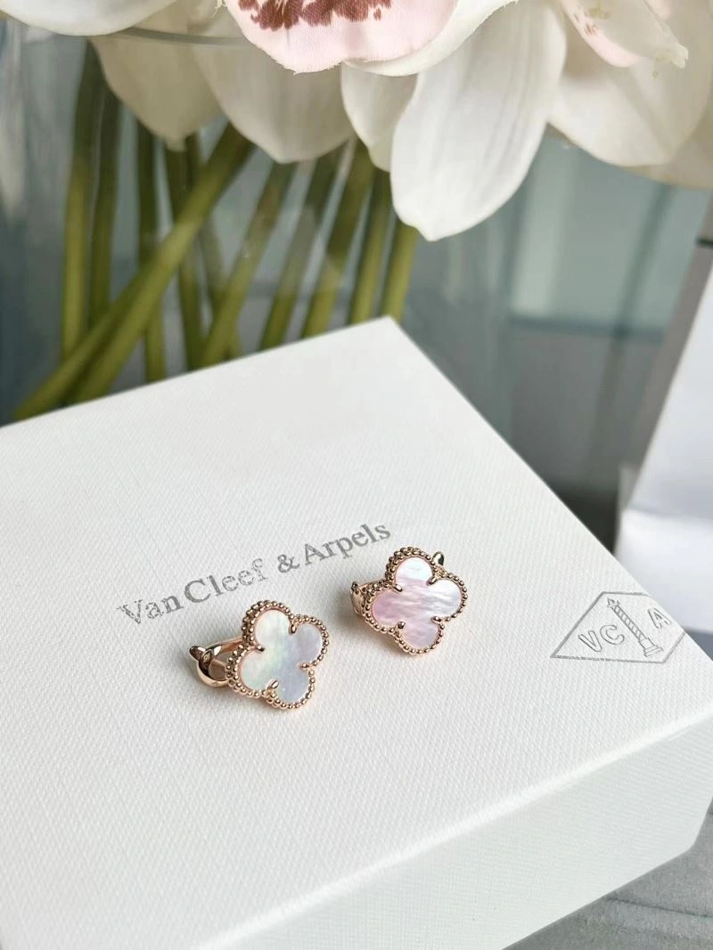 Vca Earrings Seasonal 255197