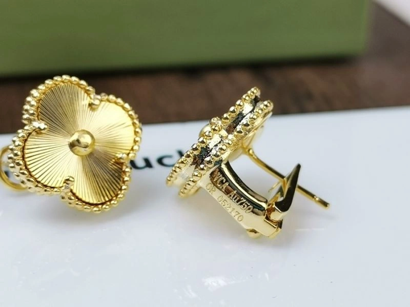 Classic Vca Earrings 255026