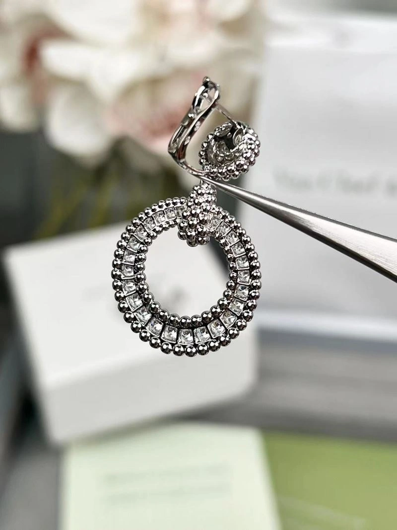 SmoothTexture Vca Earrings 255018