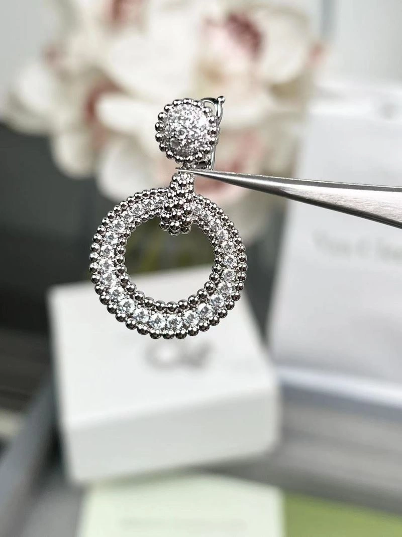 SmoothTexture Vca Earrings 255018