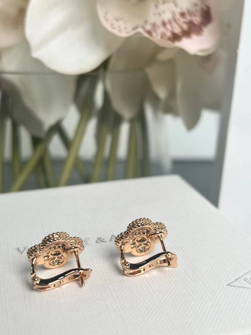 Vca Earrings FashionForward 255015