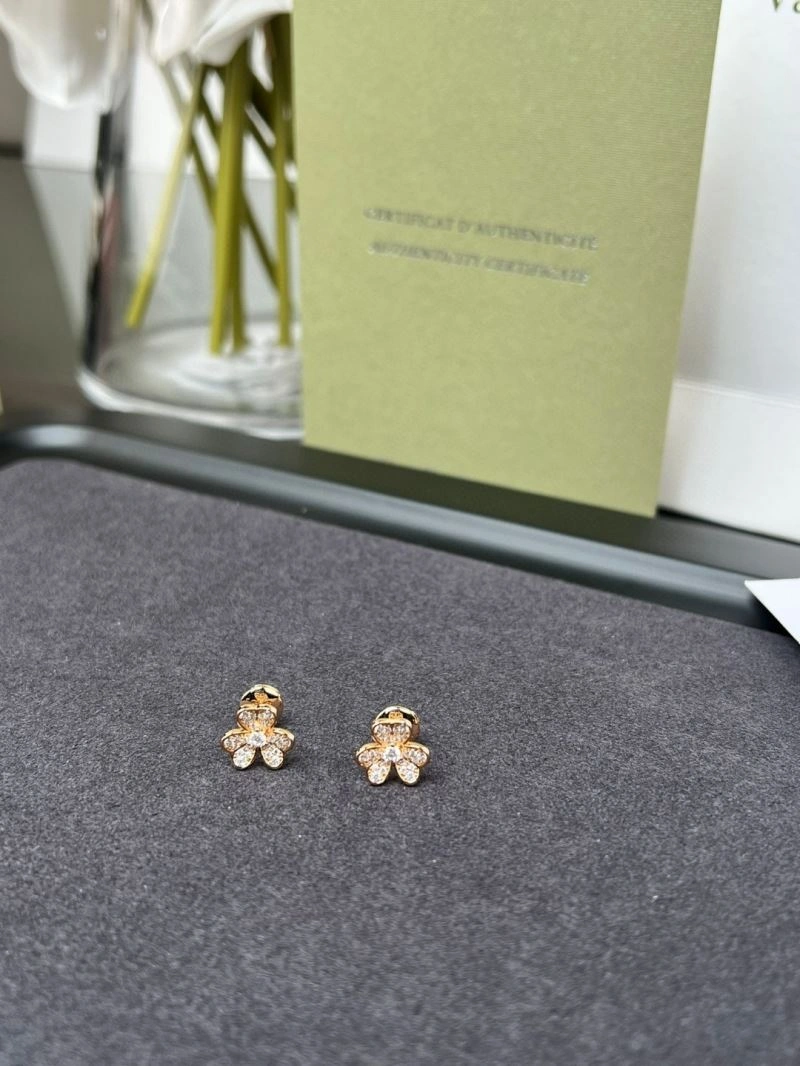 Effortless Vca Earrings 255014