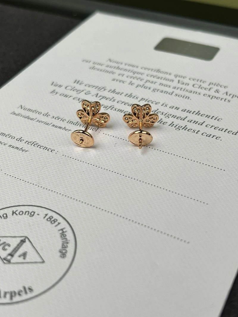 Effortless Vca Earrings 255014