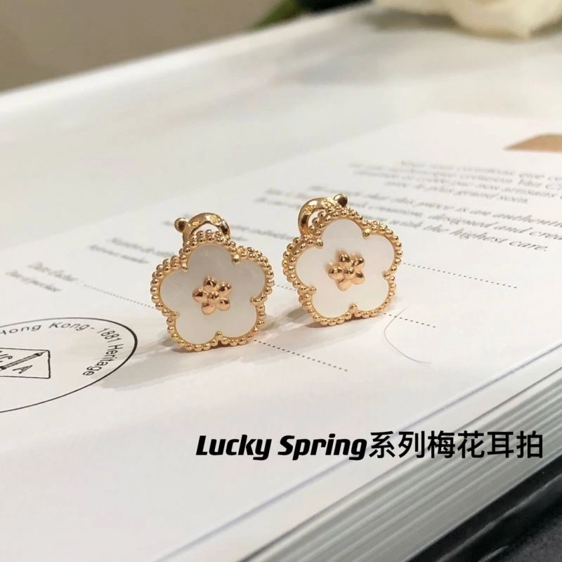 SoftTouch Vca Earrings 255010