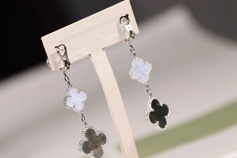 Vca Earrings SoftTouch 254997