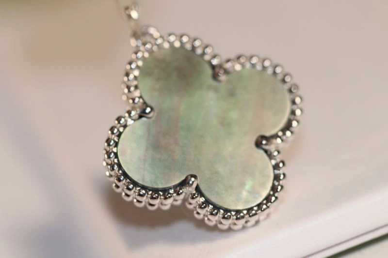 Vca Earrings SoftTouch 254997
