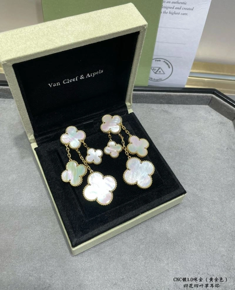 Vca Earrings Bright 255002