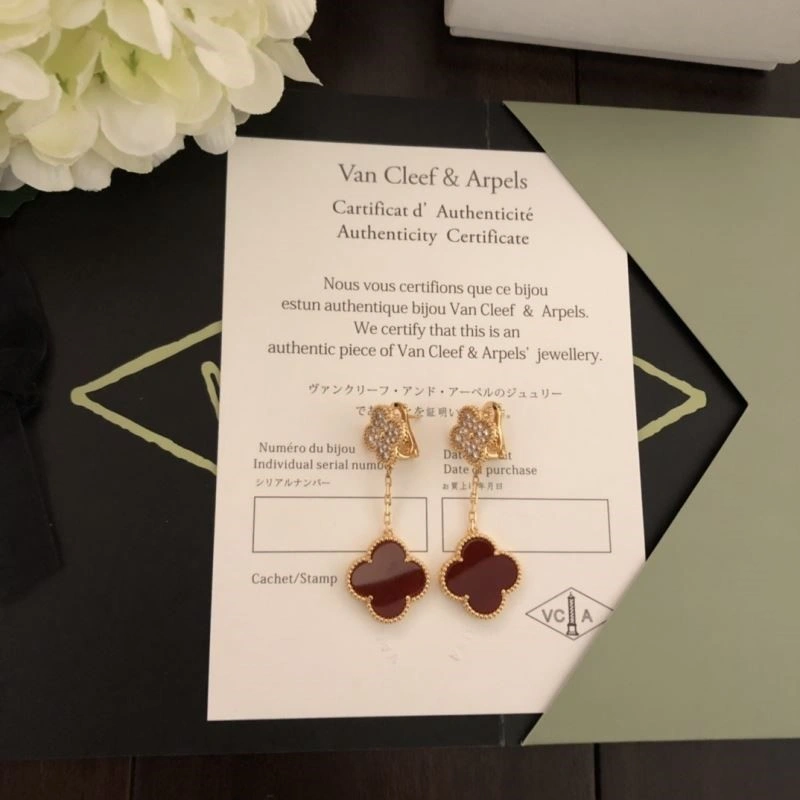 Packable Vca Earrings 254763