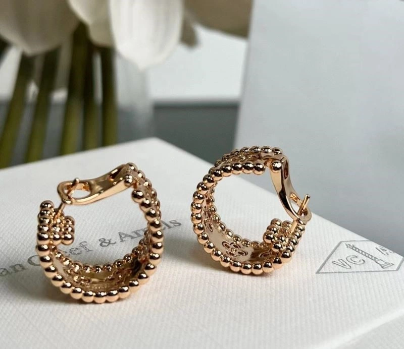Vca Earrings Refined 254759