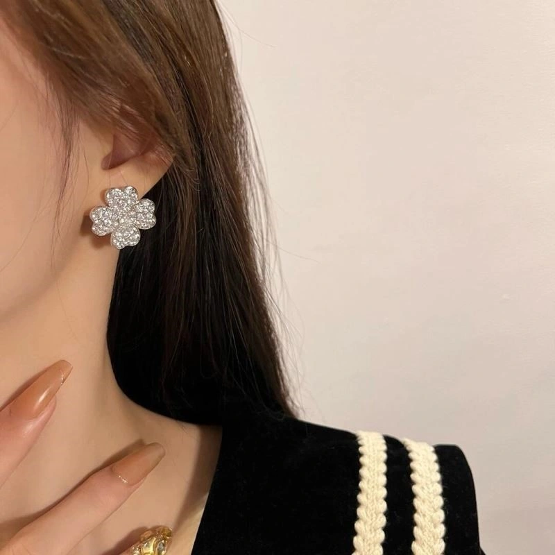 Neat Vca Earrings 254762