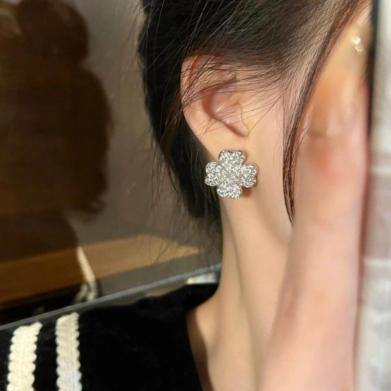 Neat Vca Earrings 254762