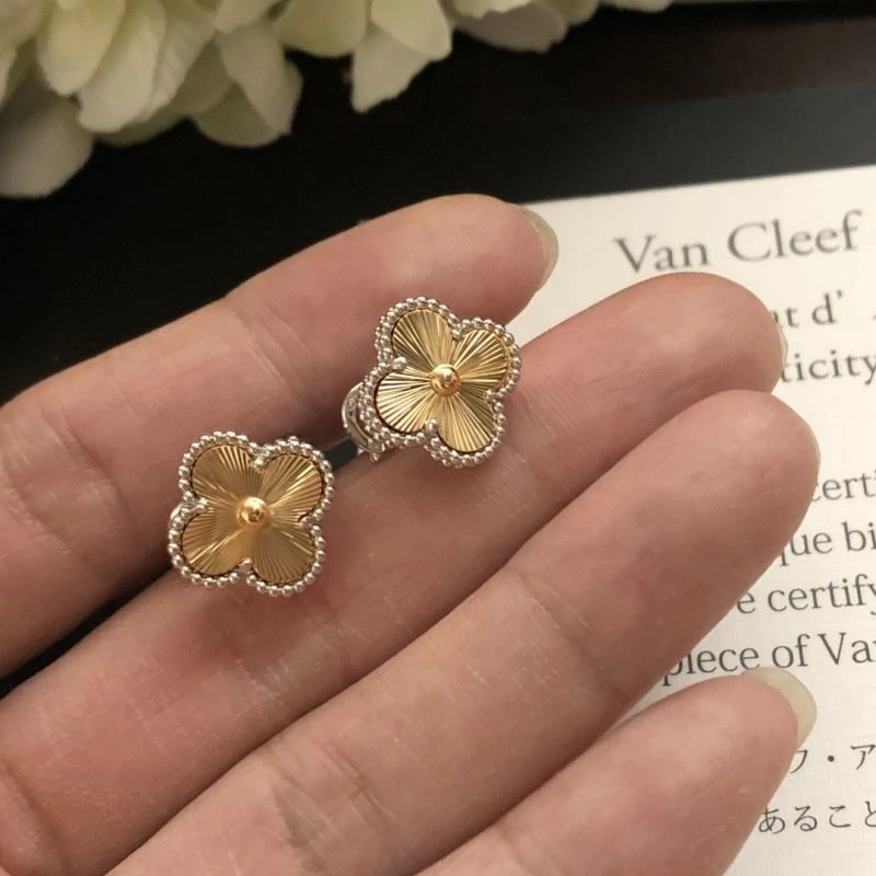 Vca Earrings Timeless 254732