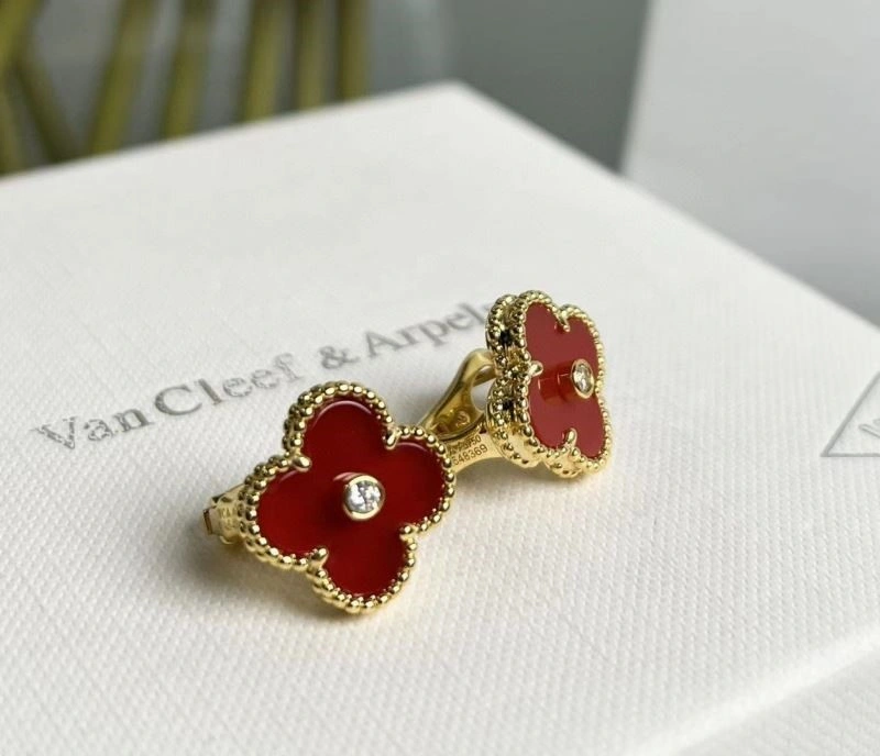 Vca Earrings EyeCatching 254743