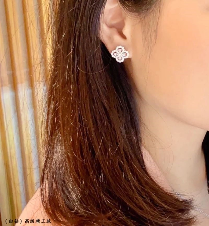 Vca Earrings SportInspired 254737